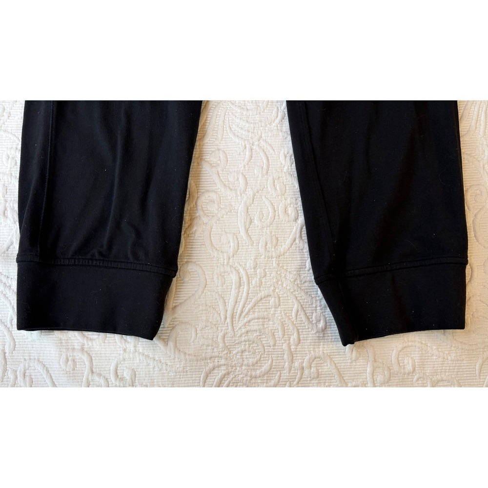 Lululemon Align Jogger Pants Black Cropped Yoga Athleisure Women Size 6 - Picture 7 of 10